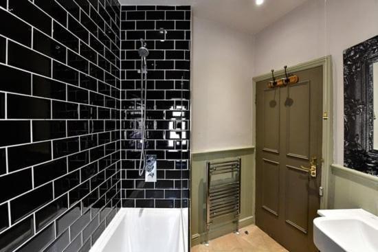 Quirky 4 Bedroom Apartment With Terrace Cardiff Eksteriør bilde