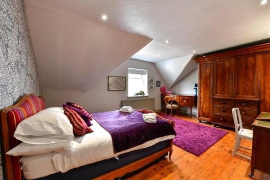 Quirky 4 Bedroom Apartment With Terrace Cardiff Eksteriør bilde